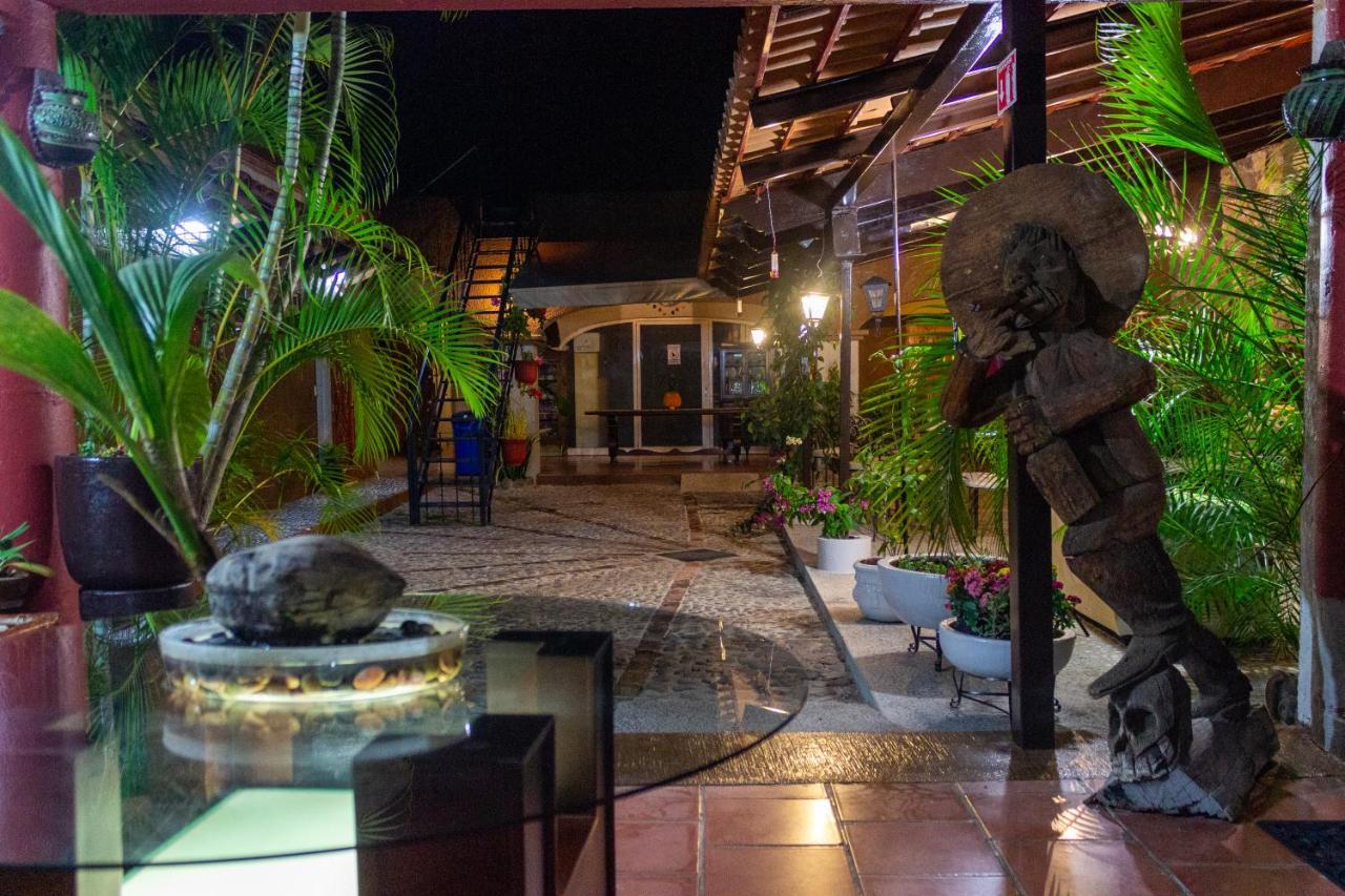 مبيت وإفطار آجيجيك Casa De La Abuela المظهر الخارجي الصورة